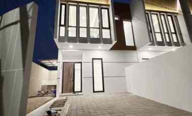 Rumah Nirwana Eksekutif Surabaya Timur New Minimalis