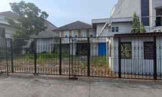 rumah nol jalan raya jemursari minim 2 tahun