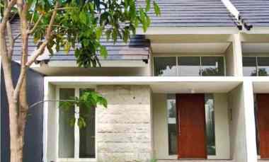 rumah northwest park strategis siap huni