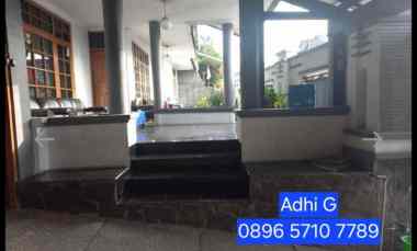 rumah nyaman dan luas di ujungberung