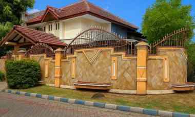 rumah pantai mentari strategis row 2 5 mobil