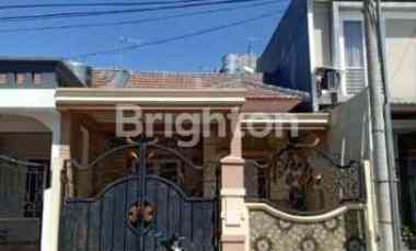 rumah pantai mentari terawat siap huni