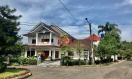 252 Rumah Megah di Parahyangan Rumah Villa Gegerkalong Bandung Utar