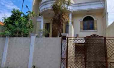 Rumah di Bendungan Hilir 3lt Pool Furnish Strategis di Pejompongan