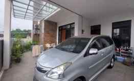 Rumah di Meruyung 2 lantai Semi Furn Hoek Lingk Nyaman di Pelita