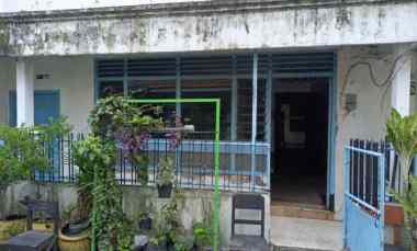 Rumah Peneleh Pusat Kota Akses Motor Hitung Tanah