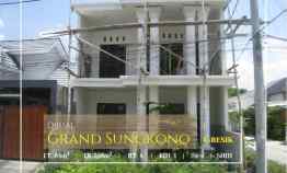 Rumah 2 Lantai Baru SHM di Perum Grand Sungkono, Gresik