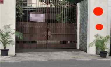 rumah pinggir jalan raya 150 meter ke kampus binus