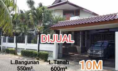 rumah pinguin mewah siap huni