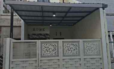 Rumah Ploso Timur, Baru, Hadap Barat, Row 2 Mobil