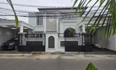 rumah proses renovasi lokasi strategis di tebet jaksel