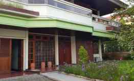 Dijual Rumah Puncak Permai Surabaya Barat Semi Furnished