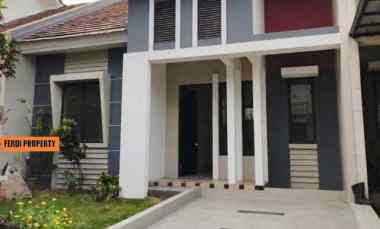 Rumah Rapi Siap Huni Legenda Wisata Cibubur