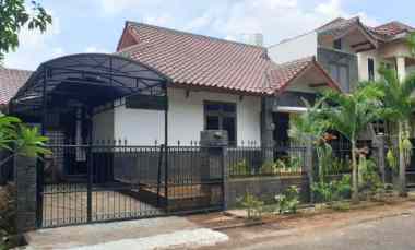 Rumah Dijual di Perumahan Raffles Hills Cibubur