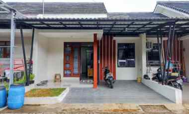 rumah rapi terawat di cluster taman sentani 2 bekasi