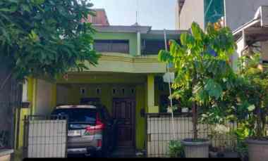 Rumah Rasamala Banyumanik Semarang