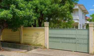 rumah raya kenjeran strategis