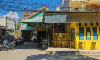 rumah raya nginden semolo strategis