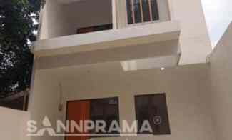 Rumah Ready Stok Jagakarsa dekat Kampus UI Tara