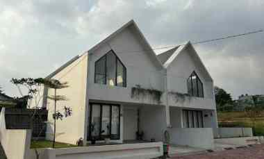rumah resort strategis sawangan depok