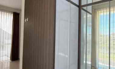 rumah royal residence 2 lantai