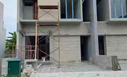 Rumah Dijual di Royal Residence