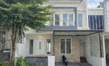 Rumah Royal Residence Cluster St James