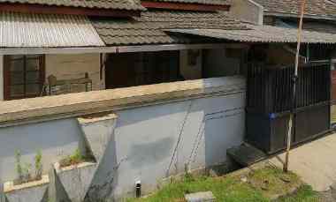 rumah rungkut mapan tengah strategis row 2 mobil