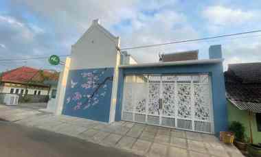 rumah sarfat bagus strategis di pusat tulungagung