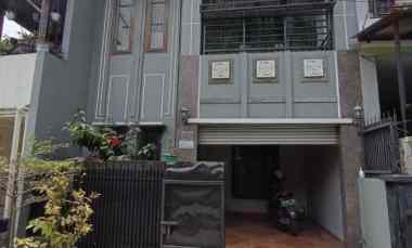 rumah sariwangi dekat kampus polban upi