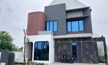 Rumah Scandinavian 2 Lantai di Sleman