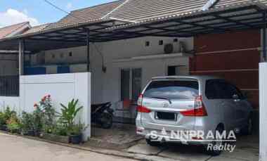 rumah second cantik dan terawat dekat grand depok city