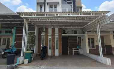 rumah second dalam cluster di kramat jati jaktim