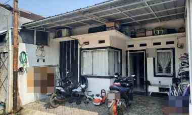 gambar rumah second dijual di pondok benda pamulang