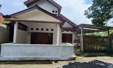 rumah second dijual murah seyegan sleman yogyakarta