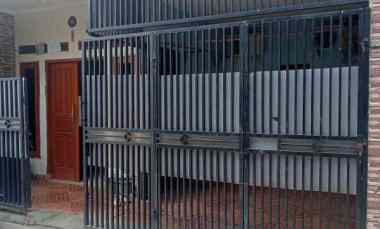 gambar rumah second siap huni terawat di beji depok