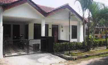 rumah second tanah luas di puri anggrek mas depok