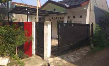 rumah second terawat di poin mas rangkapan jaya depok