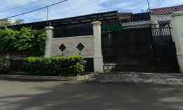 Rumah Secondary Apik di Joglo Jakarta Barat