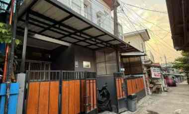 rumah secondary terawat siap huni di bintara bekasi