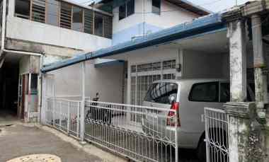 rumah semi furnished di sarijadi