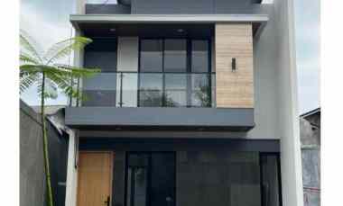 Rumah Dijual di Jl Pancoran mas