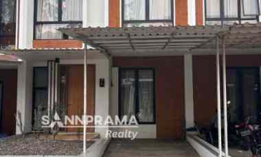 rumah shm 2nd 2 lantai di cluster kelapa dua depok ash