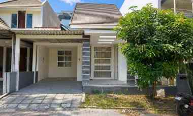 rumah siap huni 1 lantai di citraland row jalan lebar