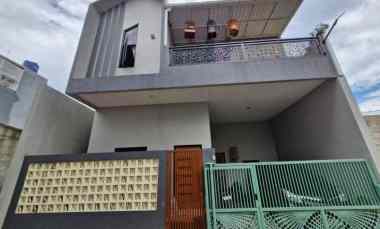 rumah siap huni 2 lantai di limo depok
