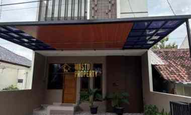 rumah siap huni 2 lantai lokasi favorit utara jogja