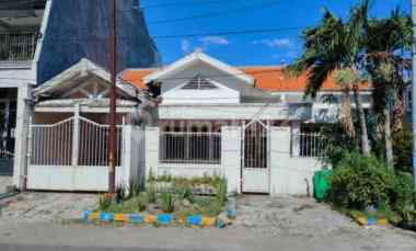 rumah siap huni baru direnov di surabaya barat
