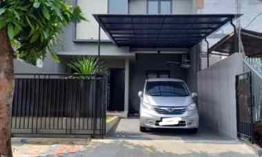 rumah siap huni dalam komplek besar mega cinere depok