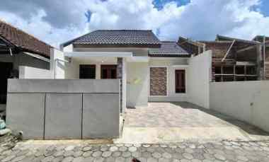 rumah siap huni dekat ring road timur di banguntapan