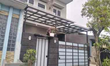 rumah siap huni di komplek tni aren jaya bekasi timur